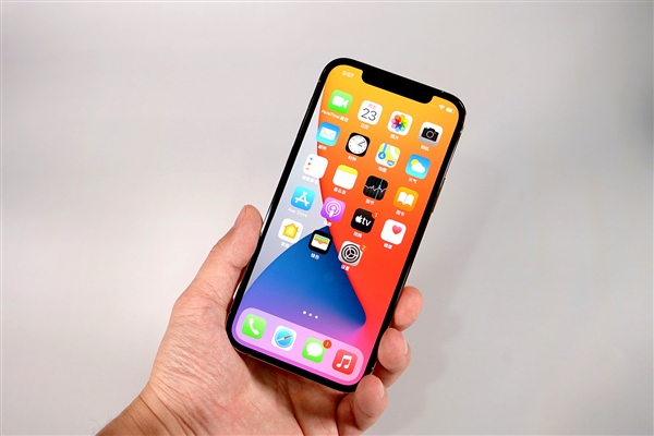 连山苹果手机维修分享iOS 14.2修订版已到，专属iPhone 12系列 